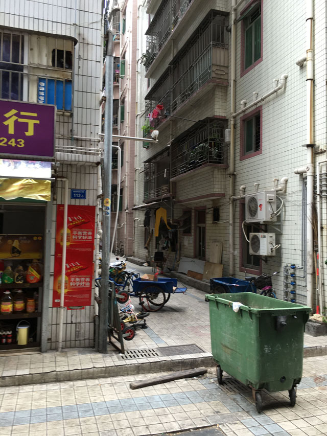 福田华强南10万人城中村中餐馆低价转让